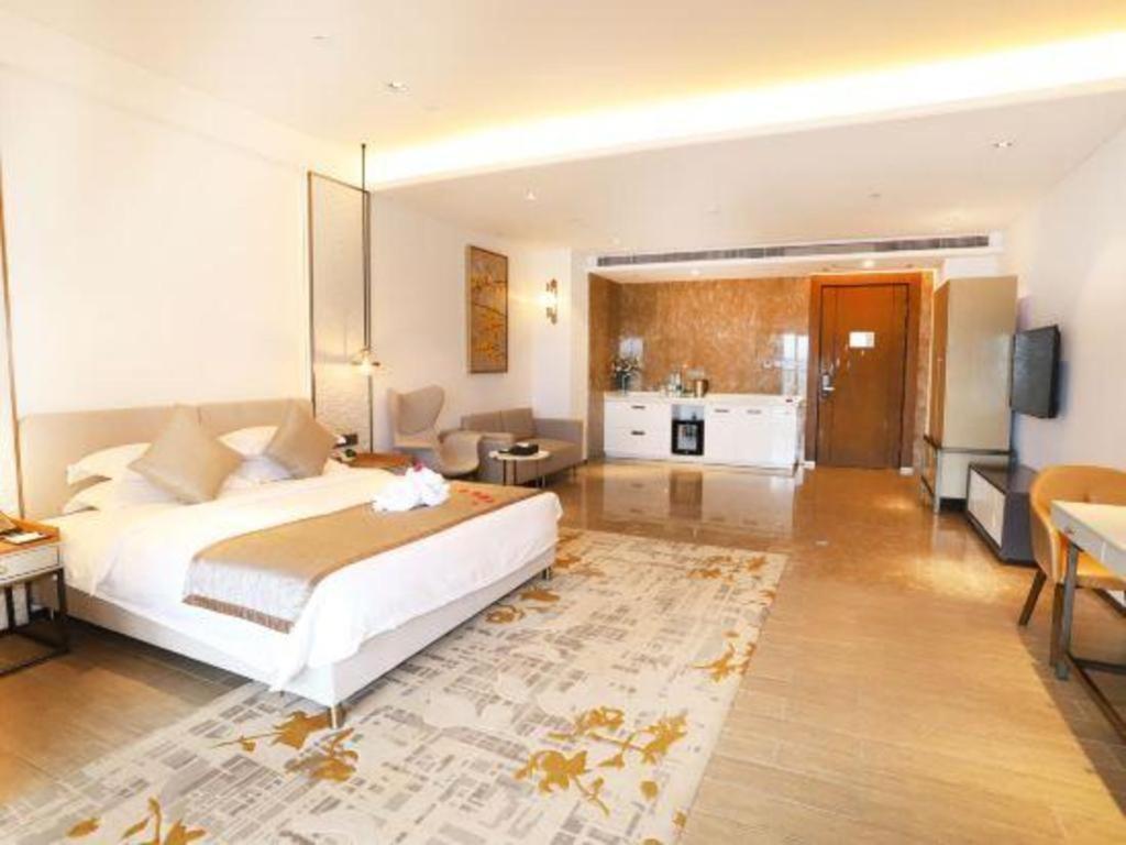 Rock Platinum Sea View Hotel Sanya Esterno foto