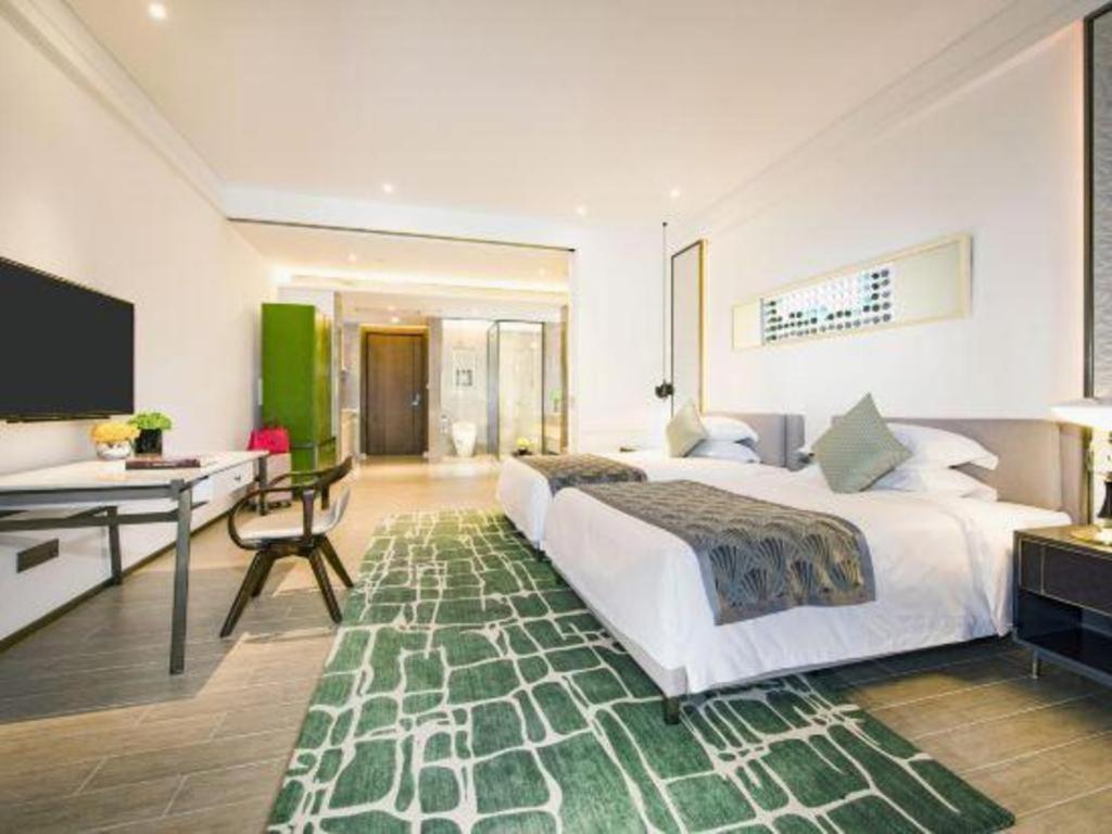 Rock Platinum Sea View Hotel Sanya Esterno foto