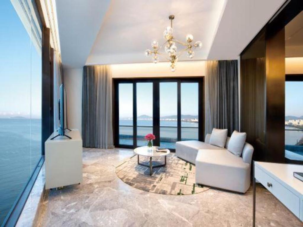 Rock Platinum Sea View Hotel Sanya Esterno foto