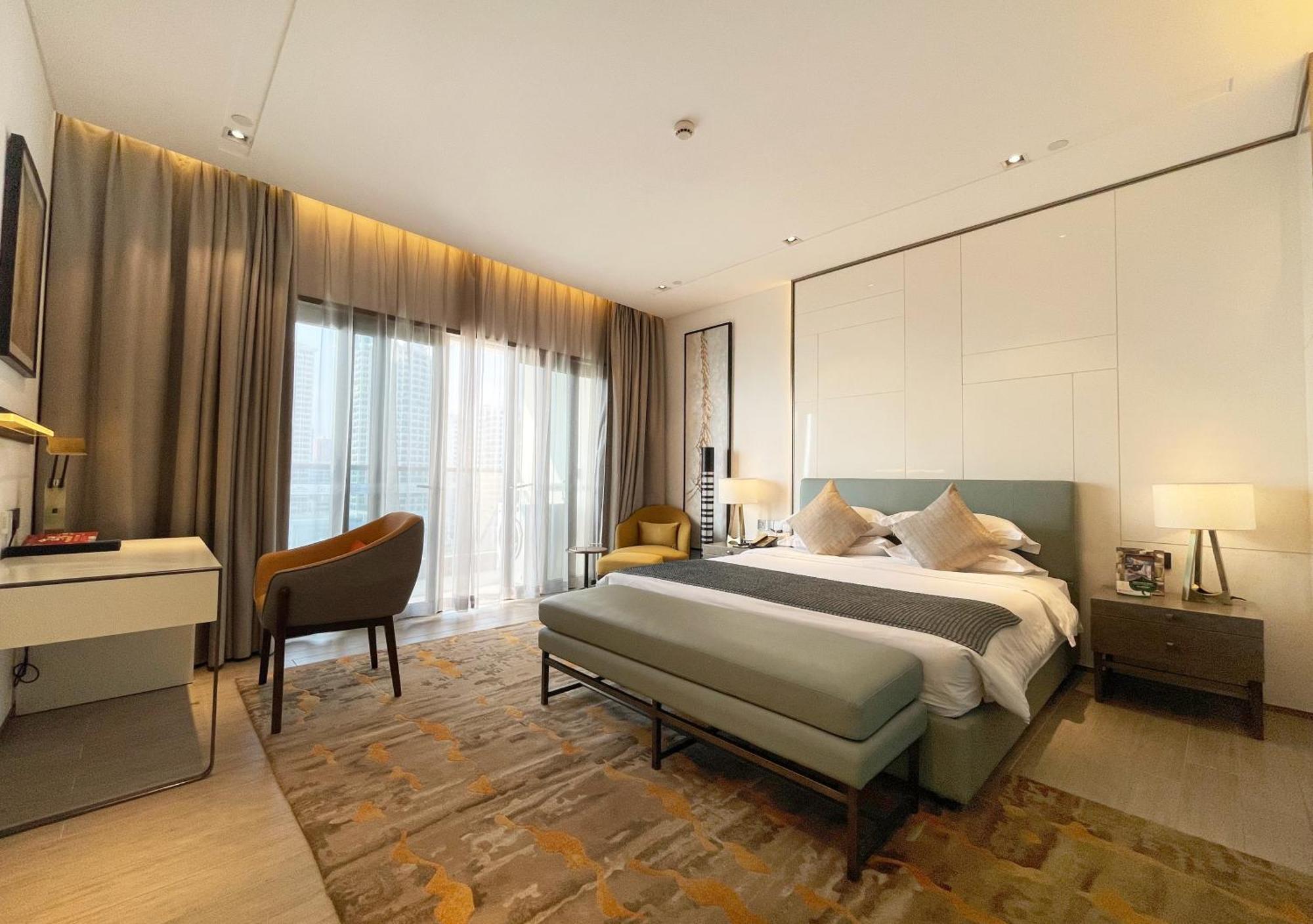Rock Platinum Sea View Hotel Sanya Esterno foto